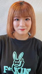 谷口紫音 写真